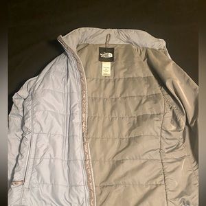 The North Face women’s puffer Aconcagua style jacket Med